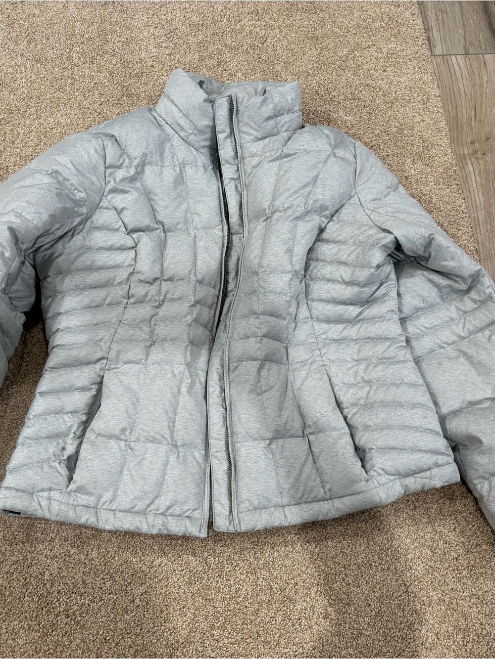 Eddie Bauer women’s large faux, feather puffer jacket grey two hood attachments